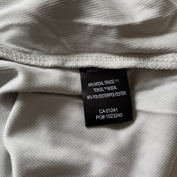 Large Grey tank top - Picture 3 of 3